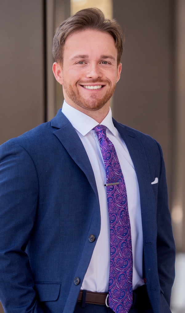 Robert Hinyub, III